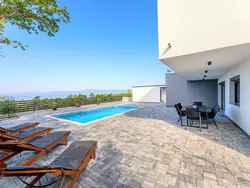 Bild zur gratis inserierten Ferienwohnung "Villa Juniperus" mit eigenem Pool.