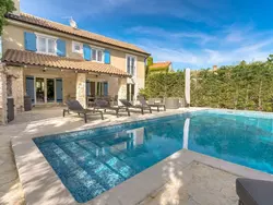 Bild zur gratis inserierten Ferienwohnung Eine luxuriöse Villa "Maslina" mit Pool und Grill.