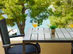 Bild zur gratis inserierten Ferienwohnung Studio mit Balkon für drei Personen.