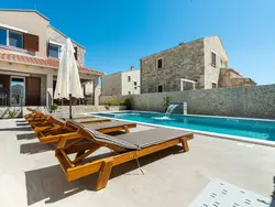 Bild zur gratis inserierten Ferienwohnung Romantische Villa mit Pool und Sauna, in Strandnähe.