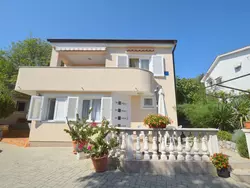 Bild zur gratis inserierten Ferienwohnung "Julia3" mit eigener Terrasse.