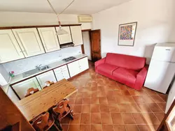 Ferienwohnung Zweizimmerwohnung mit Schlafzimmer mit Doppelbett und Schlafsofa in Campo nell'Elba - 2 Personen, Hund erlaubt