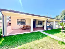 Ferienhaus Villa Grace, Strand 200 m entfernt in Alcamo - 8 Personen, Hund erlaubt