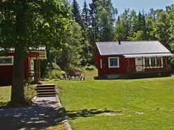 1. Bild zum Ferienhaus Idyllisches Schwedenhaus mit eigener Sauna.