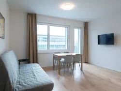 Ferienwohnung ZH Yellow 3 - Letzigrund HITrental Apartment in Zürich - 4 Personen, Hund erlaubt