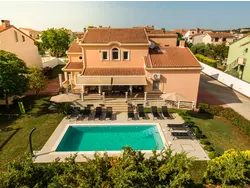 Ferienhaus Ferienhaus-2243789 in Stadt Pola - 14 Personen, Hund nicht erlaubt