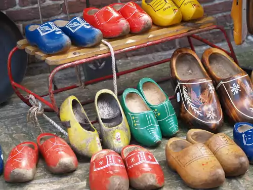 Holländische Holzschuhe